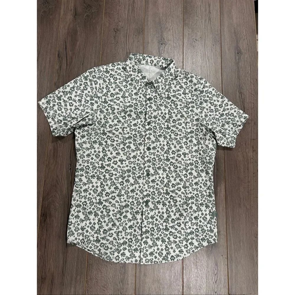 Lululemon Airing Easy Short-Sleeve Shirt S